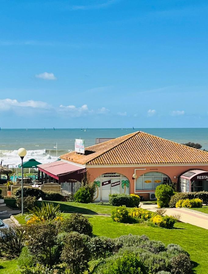 Appartement + balcon vue mer plein sud La Pironnière Eksteriør bilde
